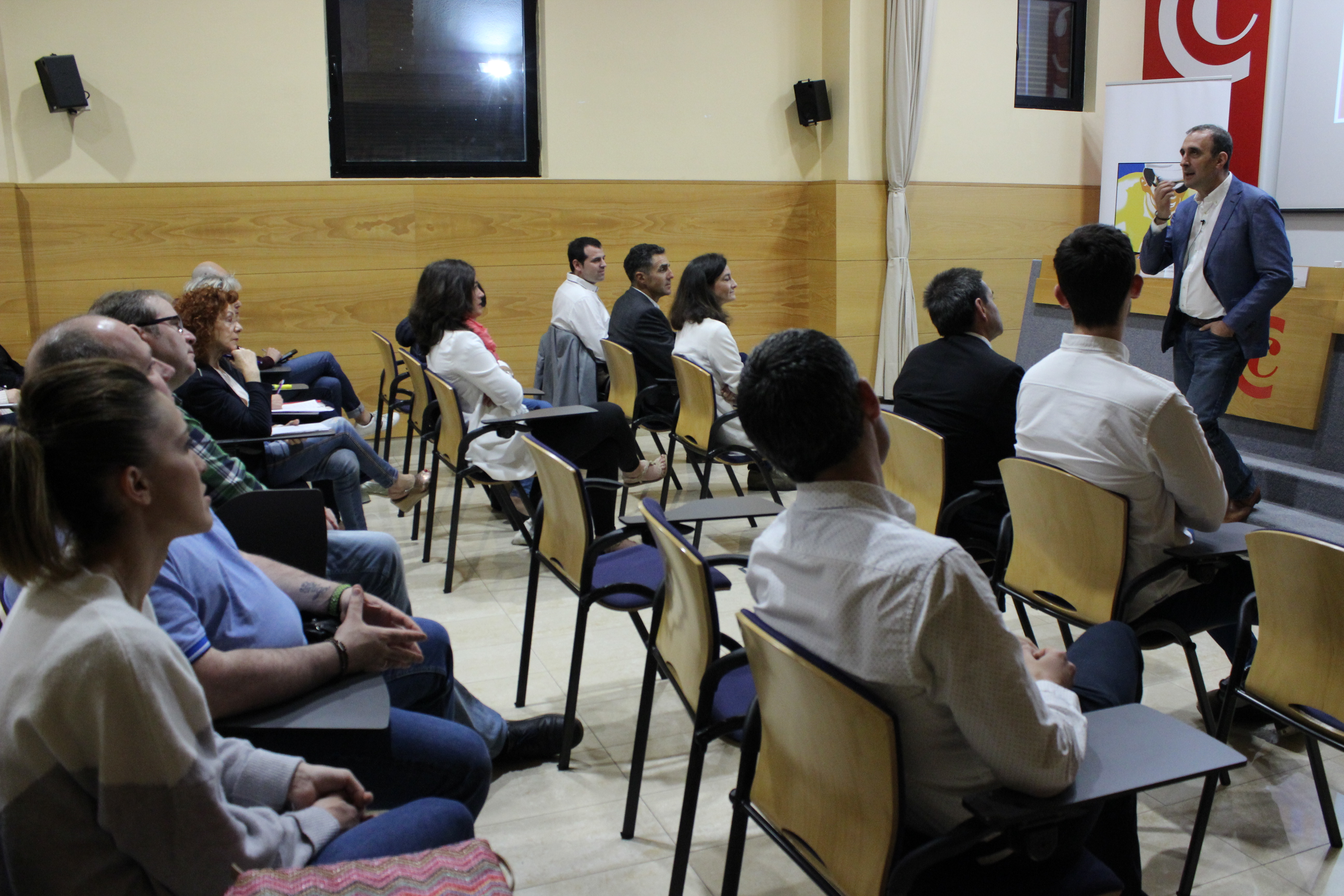 Xesco Espar estrena "Las Cumbres de Induráin"